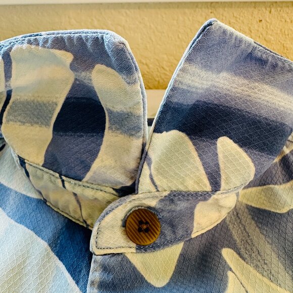 Tommy Bahama Shirt Mens Large Blue White Silk Floral Hawaiian Button-Up Casual - Picture 5 of 11